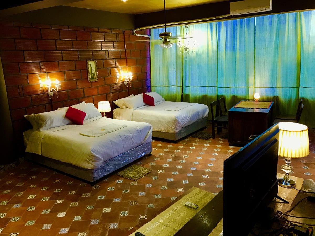 Golden Lotus Bangalore Boutique Suites Esterno foto