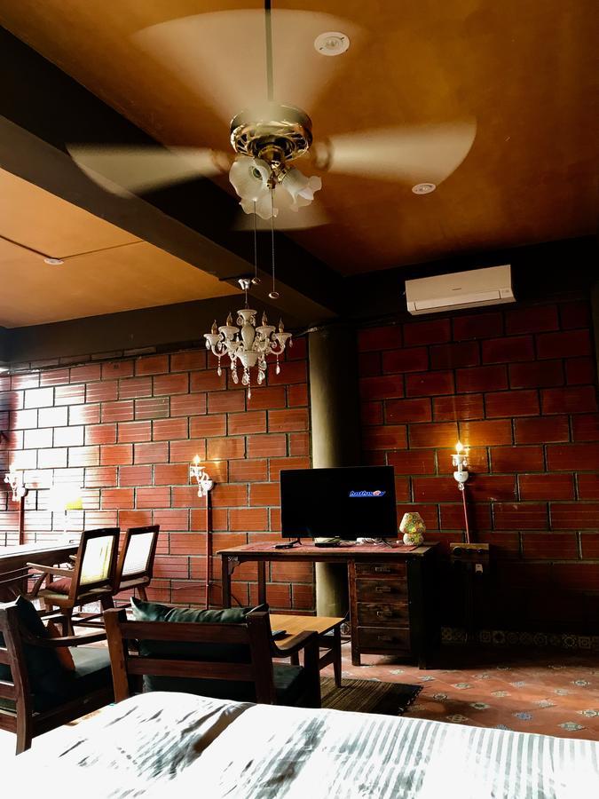 Golden Lotus Bangalore Boutique Suites Esterno foto